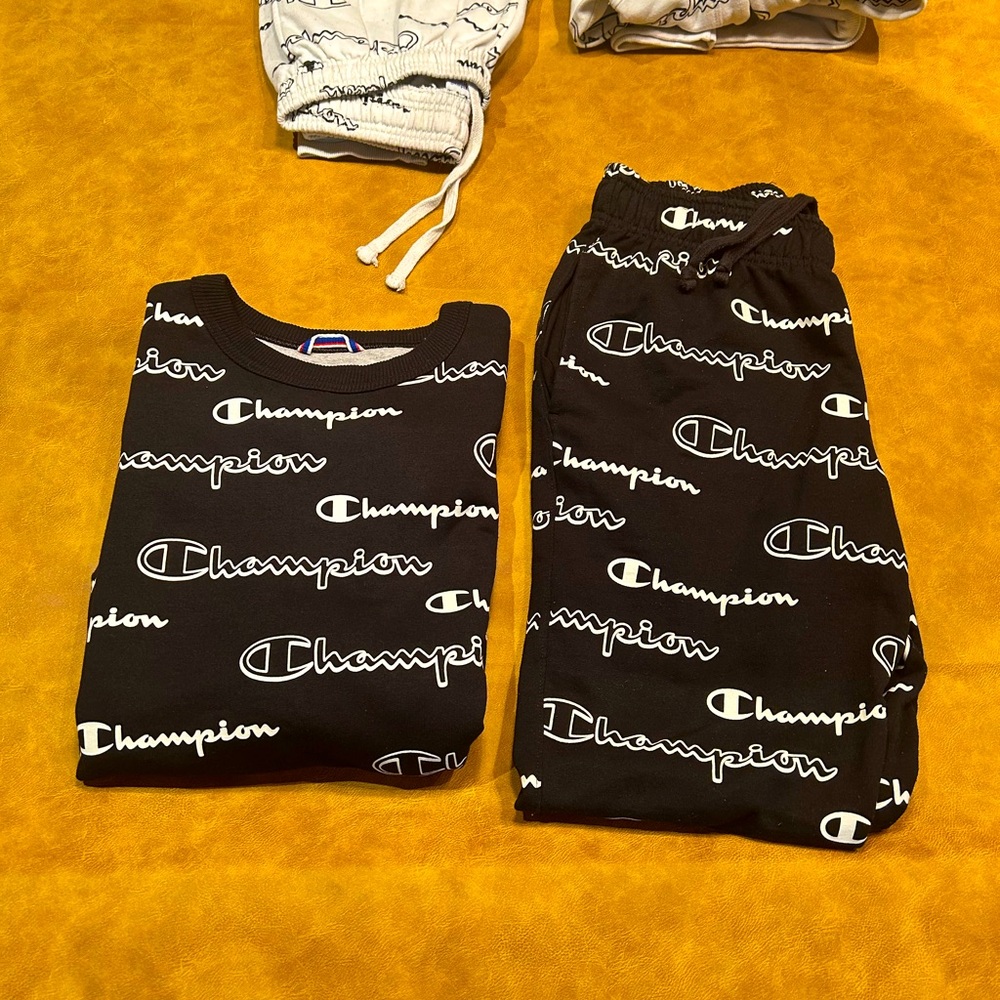 Champion sweatshirt and joggers